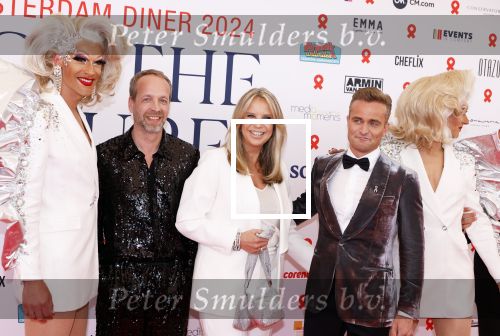 Amsterdam 8 juni 2024
Het Amsterdam diner in AFAS live . Vele Bekende mensen en zakenmensen kwamen naar het gala waar geld opgehaald wordt voor het aids fonds.  
Linda de Mol met Iebele v d Meulen en Roel Veltmeijer