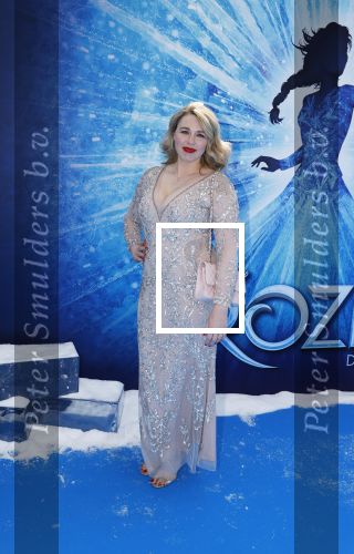 Scheveningen 9 juni 2024
Premiere Frozen in het Afas circustheater. Lisa Loeb met partner
