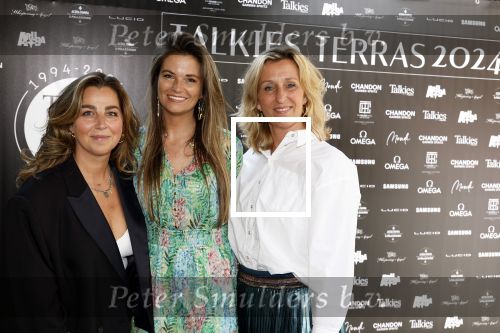 Amsterdam 6 juni 2024
Talkies terras awards bij het College Hotel . manon de Boer Annelieke v Vedhoven