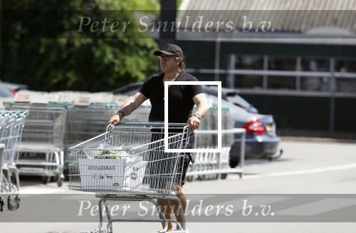 Alkmaar 26 juni 2024
Marco Borsato doe boodschappen bij de sligro in Alkmaar