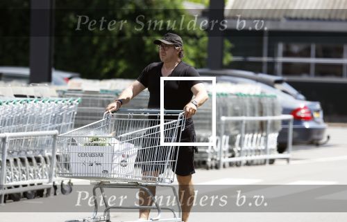 Alkmaar 26 juni 2024
Marco Borsato doe boodschappen bij de sligro in Alkmaar