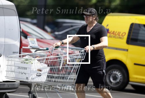 Alkmaar 26 juni 2024
Marco Borsato doe boodschappen bij de sligro in Alkmaar