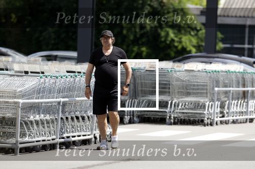 Alkmaar 26 juni 2024
Marco Borsato doe boodschappen bij de sligro in Alkmaar