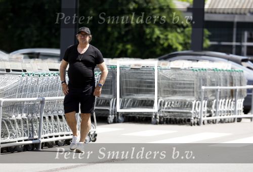 Alkmaar 26 juni 2024
Marco Borsato doe boodschappen bij de sligro in Alkmaar