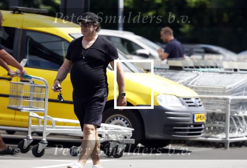 Alkmaar 26 juni 2024
Marco Borsato doe boodschappen bij de sligro in Alkmaar