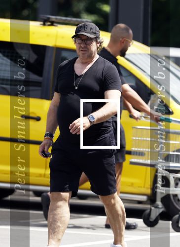 Alkmaar 26 juni 2024
Marco Borsato doe boodschappen bij de sligro in Alkmaar