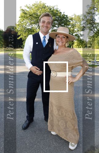 Haarzuilens 26 juni 2024
Nationale haringparty op kasteel de Haar. Mariska v Kolck .Haar zoon werkte als beveiliger