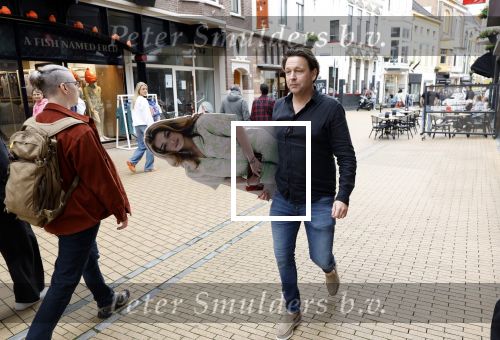 Groningen 1 juni 2024
Prinses Amalia zzou vanaf volgend schooljaar in Gronigen gaan studeren . Ze is meerdere keren gezien bij VV dagen bij studentenvereiniging Vindicat . Vandaag was er een inloopdag in het hoofdgebbouw van Vindicat . Story verslaggever Matthijs Albers nam \