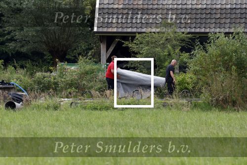 EEfde 22 juni 2024
Mathijs v Nieuwkerk en zijn viendin Martha Riemsma zouden op deze dag trouwen maar huwelijk werd afgeblazen . Deze dag werd er bij hyn huis aan een nieuw zwembad gewerkt.