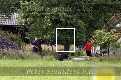 EEfde 22 juni 2024
Mathijs v Nieuwkerk en zijn viendin Martha Riemsma zouden op deze dag trouwen maar huwelijk werd afgeblazen . Deze dag werd er bij hyn huis aan een nieuw zwembad gewerkt.