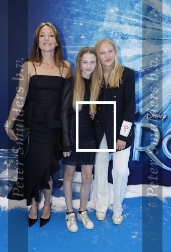 Scheveningen 9 juni 2024
Premiere Frozen in het Afas circustheater. May Britt Mobach met dochters