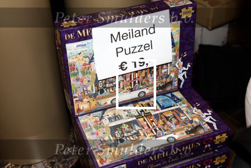Noordwijk 25 juni 2024
Boek presentatie Timon Moll geschreven door Jan Dijkgraaf over de Familie Meiland . De presentatie was in de winkel van Montana Meiland en ook Martien Meiland en Erica Meiland waren aanwezig. Meilandjes Puzzle