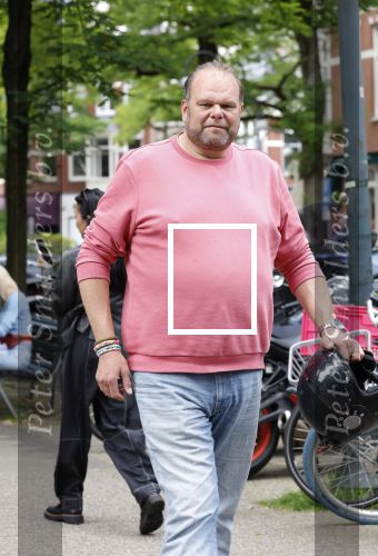Amsterdam 20 juni 2024
Menno Kohler op zijn motor . Menno is ruim 40 kg afgevallen .