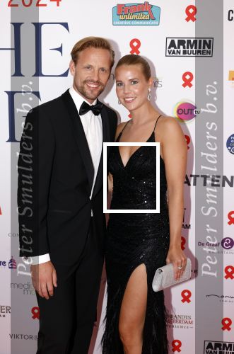 Amsterdam 8 juni 2024
Het Amsterdam diner in AFAS live . Vele Bekende mensen en zakenmensen kwamen naar het gala waar geld opgehaald wordt voor het aids fonds. Michel Mulder met partner