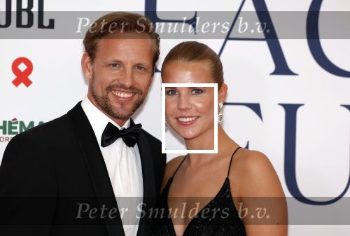 Amsterdam 8 juni 2024
Het Amsterdam diner in AFAS live . Vele Bekende mensen en zakenmensen kwamen naar het gala waar geld opgehaald wordt voor het aids fonds. Michel Mulder met partner