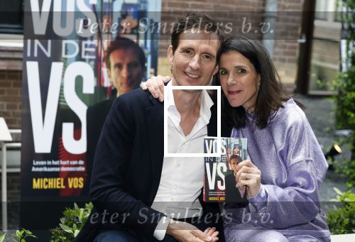 Amsterdam 27 mei 2024
Boekpresentatie Michiel Vos ook zijn vrouw Alexandra Pelosi is aanwezig in het College Hotel.