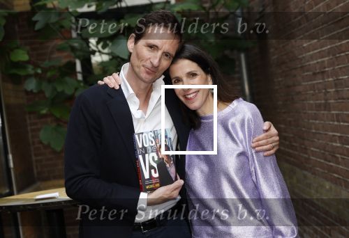 Amsterdam 27 mei 2024
Boekpresentatie Michiel Vos ook zijn vrouw Alexandra Pelosi is aanwezig in het College Hotel.