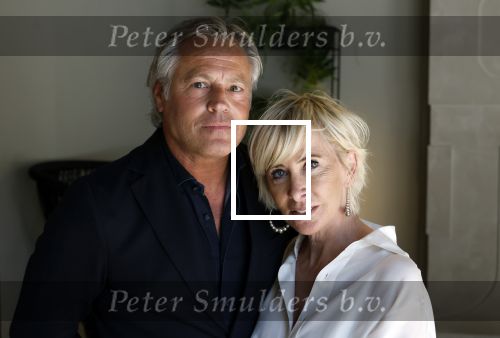 Naarden 19 juni 2024
Presentatie stormer sloep ism Monique des Bouvrie bij het Arsenaal. Bob Wisse en Jan des Bouvrie jr  zijn al hun hele leven vrienden . Monique des Bouvrie met partner Otto Klein