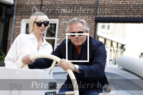 Naarden 19 juni 2024
Presentatie stormer sloep ism Monique des Bouvrie bij het Arsenaal. Bob Wisse en Jan des Bouvrie jr  zijn al hun hele leven vrienden . Monique des Bouvrie met partner Otto Klein