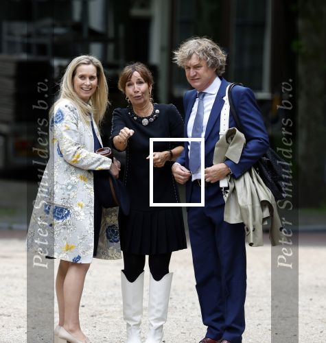 Den Haag 31 mei 2024
Nada v Nie en haar man Frank Bakker bij een trouwerij / bruiloft in Den Haag .