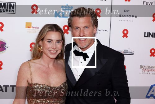 Amsterdam 8 juni 2024
Het Amsterdam diner in AFAS live . Vele Bekende mensen en zakenmensen kwamen naar het gala waar geld opgehaald wordt voor het aids fonds. Niels Houtepen met vrouw