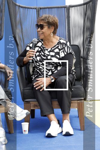 Vijfhuizen 28 mei 2024
Noraly Beyer wordt geinterviewd door Vivian Slingerland op de Libelle zomerweek.