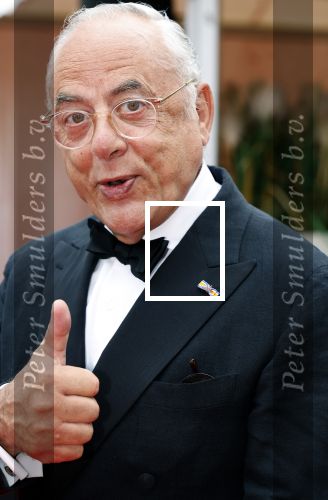 Amsterdam 8 juni 2024
Het Amsterdam diner in AFAS live . Vele Bekende mensen en zakenmensen kwamen naar het gala waar geld opgehaald wordt voor het aids fonds. Oscar Hammerstein met een kennis
