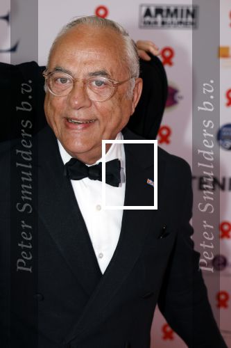 Amsterdam 8 juni 2024
Het Amsterdam diner in AFAS live . Vele Bekende mensen en zakenmensen kwamen naar het gala waar geld opgehaald wordt voor het aids fonds. Oscar Hammerstein met een kennis