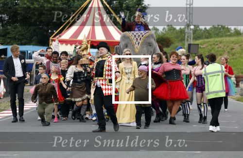 Lelystad 13 juni 2024
Rob kamphues en Jan Jaap v Roon organiseren met stichting groot hart een event , het grote race circus komt eraan, op de kartbaan in Lelystad .  Patrick Stoof is de presentator en ook Jack Plooij draagt zijn steentje bij.