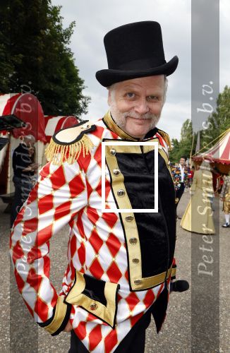 Lelystad 13 juni 2024
Rob kamphues en Jan Jaap v Roon organiseren met stichting groot hart een event , het grote race circus komt eraan, op de kartbaan in Lelystad .  Patrick Stoof is de presentator en ook Jack Plooij draagt zijn steentje bij.
