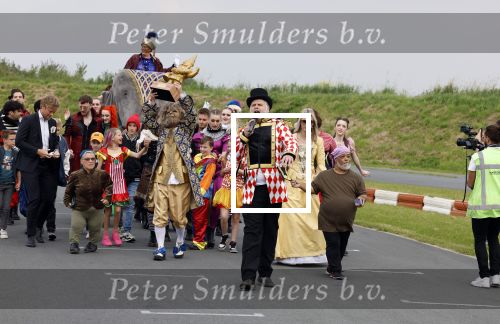 Lelystad 13 juni 2024
Rob kamphues en Jan Jaap v Roon organiseren met stichting groot hart een event , het grote race circus komt eraan, op de kartbaan in Lelystad .  Patrick Stoof is de presentator en ook Jack Plooij draagt zijn steentje bij.