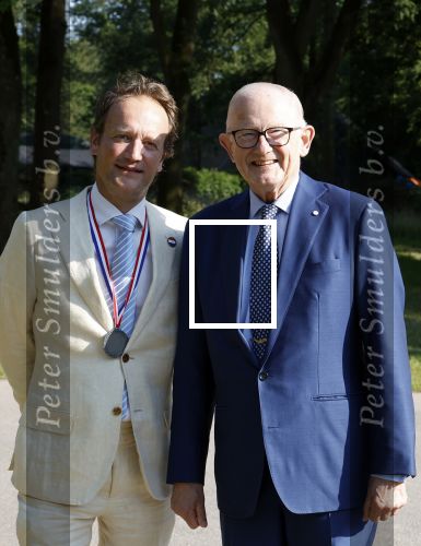 Haarzuilens 26 juni 2024
Nationale haringparty op kasteel de Haar. Mr Pieter v Vollenhoven met Frank Houben