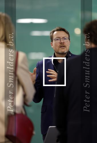 Amsterdam 29 mei 2024
Koningin Maxima bezoekt Codam College dat 5 jaar bestaat . Corinne Goddijn begeleidt haar . Ook prins Constantijn is aanwezig.