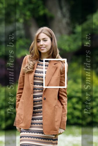 Den Haag 7 juni 2024
Fotouurte met de koninklijke familie op Huis ten Bosch .
Aanwezig Koning Willem Alexander Koningin Maxima Prinses Amalia Prinses Alexia Prinses Ariane en hun hondje Rambo.