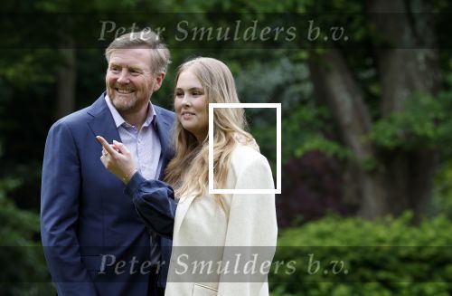 Den Haag 7 juni 2024
Fotouurte met de koninklijke familie op Huis ten Bosch .
Aanwezig Koning Willem Alexander Koningin Maxima Prinses Amalia Prinses Alexia Prinses Ariane en hun hondje Rambo.