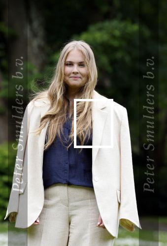Den Haag 7 juni 2024
Fotouurte met de koninklijke familie op Huis ten Bosch .
Aanwezig Koning Willem Alexander Koningin Maxima Prinses Amalia Prinses Alexia Prinses Ariane en hun hondje Rambo.