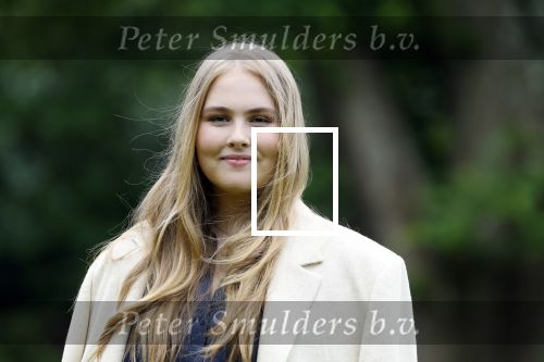 Den Haag 7 juni 2024
Fotouurte met de koninklijke familie op Huis ten Bosch .
Aanwezig Koning Willem Alexander Koningin Maxima Prinses Amalia Prinses Alexia Prinses Ariane en hun hondje Rambo.