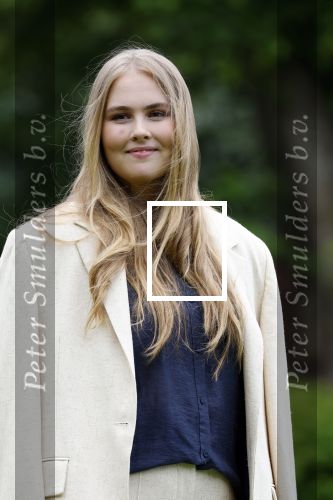 Den Haag 7 juni 2024
Fotouurte met de koninklijke familie op Huis ten Bosch .
Aanwezig Koning Willem Alexander Koningin Maxima Prinses Amalia Prinses Alexia Prinses Ariane en hun hondje Rambo.