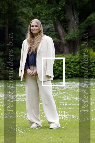 Den Haag 7 juni 2024
Fotouurte met de koninklijke familie op Huis ten Bosch .
Aanwezig Koning Willem Alexander Koningin Maxima Prinses Amalia Prinses Alexia Prinses Ariane en hun hondje Rambo.