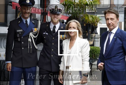 Den Haag 13 juni 2024
Prinses Margarita en Cees Wijburg arriveren bij Hotel des Indes voor de nationale veteranendag.