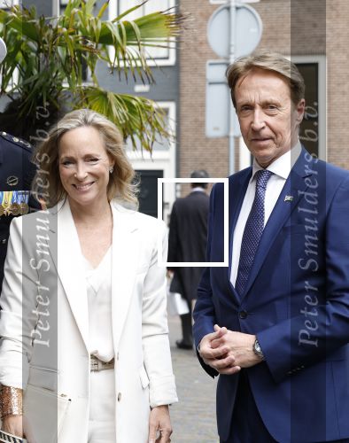 Den Haag 13 juni 2024
Prinses Margarita en Cees Wijburg arriveren bij Hotel des Indes voor de nationale veteranendag.