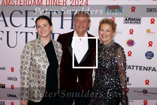 Amsterdam 8 juni 2024
Het Amsterdam diner in AFAS live . Vele Bekende mensen en zakenmensen kwamen naar het gala waar geld opgehaald wordt voor het aids fonds. Prinses Mabel met zwager en nichtje