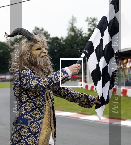 Lelystad 13 juni 2024
Rob kamphues en Jan Jaap v Roon organiseren met stichting groot hart een event , het grote race circus komt eraan, op de kartbaan in Lelystad .  Patrick Stoof is de presentator en ook Jack Plooij draagt zijn steentje bij. Rob Kamphues was er samen met zijn vriendin