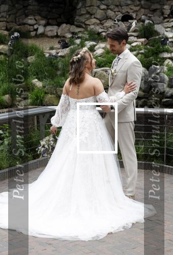 Arnhem 27 mei 2024
Trouwen Robbert de Nijs en zijn vrouw Sharon in Burgers Zoo. Zijn vader Rob de Nijs en moeder Belinda Meuldijk waren de getuigen .
