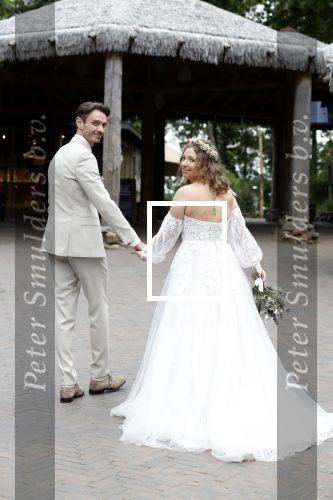 Arnhem 27 mei 2024
Trouwen Robbert de Nijs en zijn vrouw Sharon in Burgers Zoo. Zijn vader Rob de Nijs en moeder Belinda Meuldijk waren de getuigen .