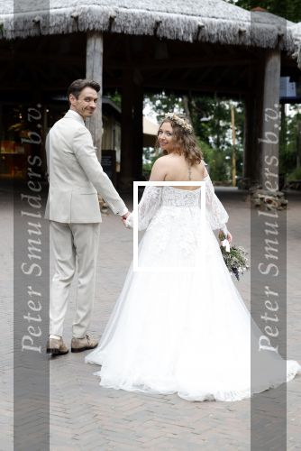 Arnhem 27 mei 2024
Trouwen Robbert de Nijs en zijn vrouw Sharon in Burgers Zoo. Zijn vader Rob de Nijs en moeder Belinda Meuldijk waren de getuigen .