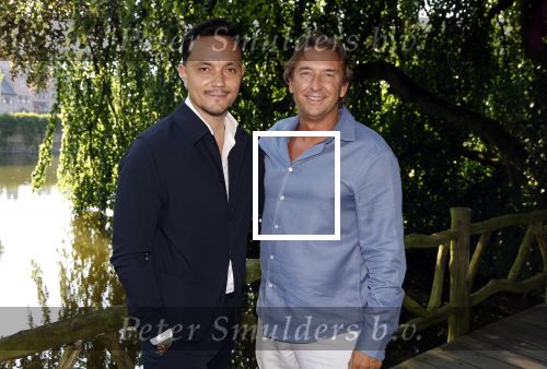 Haarzuilens 26 juni 2024
Nationale haringparty op kasteel de Haar. Sanne Rosinga met een kennis