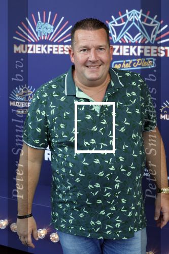 Zeewolde 29 mei 2024
Muziek feest op het plein in Zeewolde. Stef Ekkel