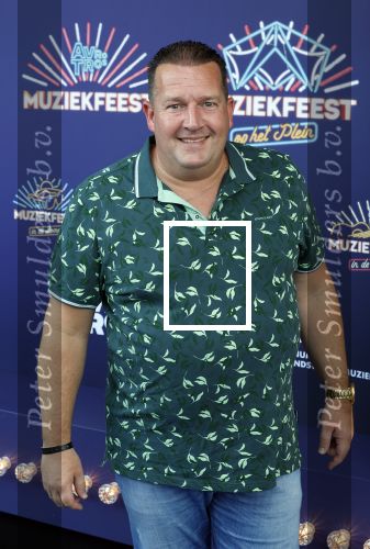 Zeewolde 29 mei 2024
Muziek feest op het plein in Zeewolde. Stef Ekkel