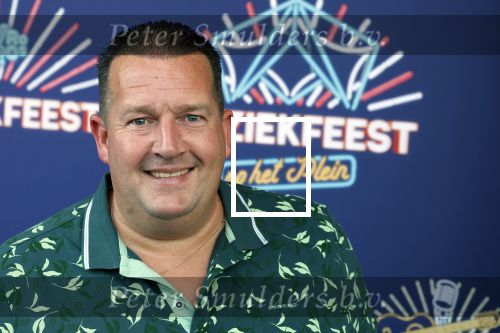 Zeewolde 29 mei 2024
Muziek feest op het plein in Zeewolde. Stef Ekkel